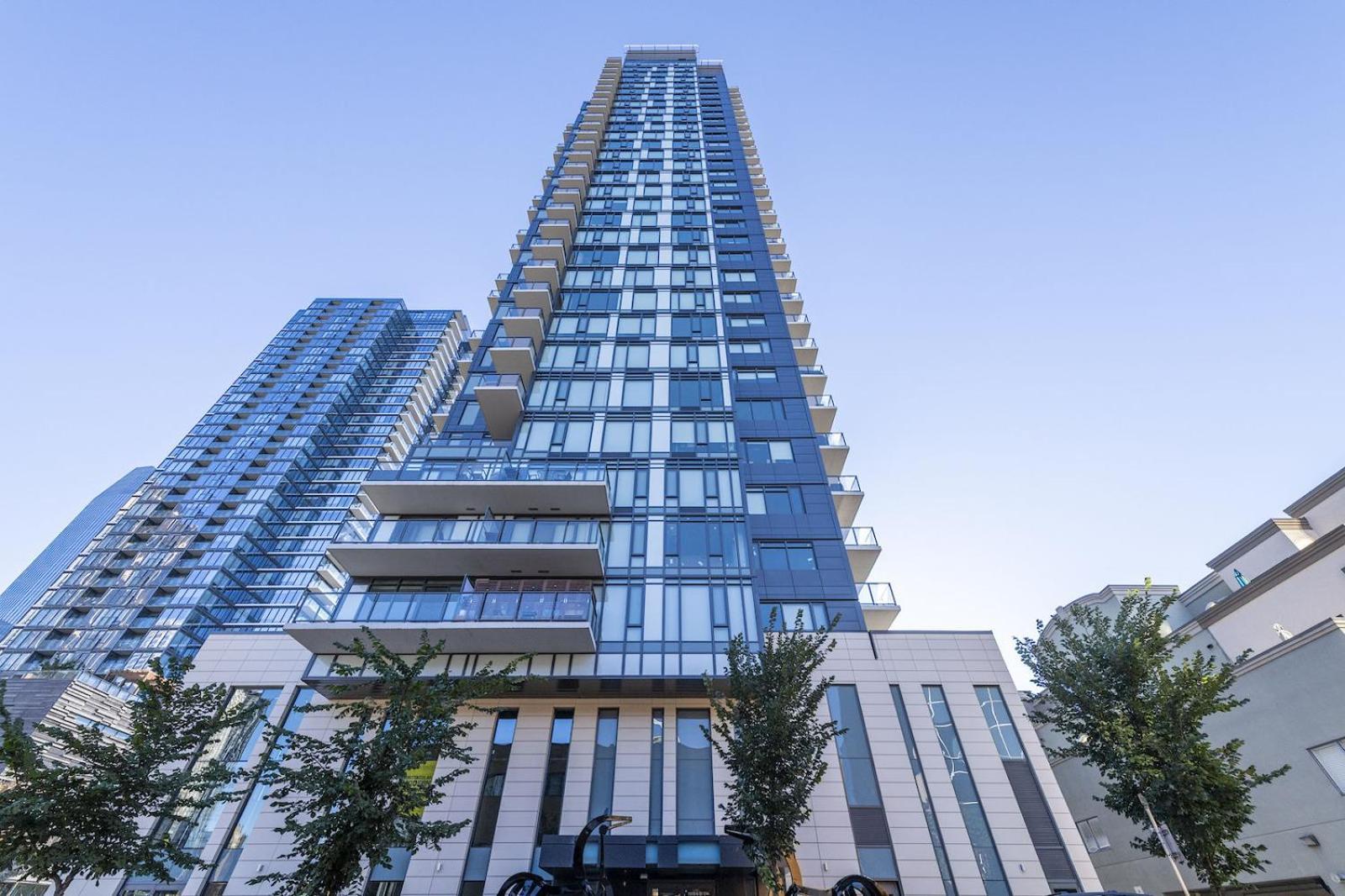 Luxury Dt, 2 Bedroom Deal, Private Balcony, Full Kitchen, Gym - Free Parking YYC Eksteriør bilde